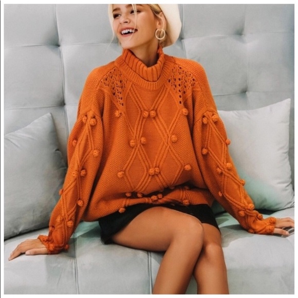 SALE AUTUME LEAF CABLE AND POM POM KNIT SWEATER - Picture 1 of 6